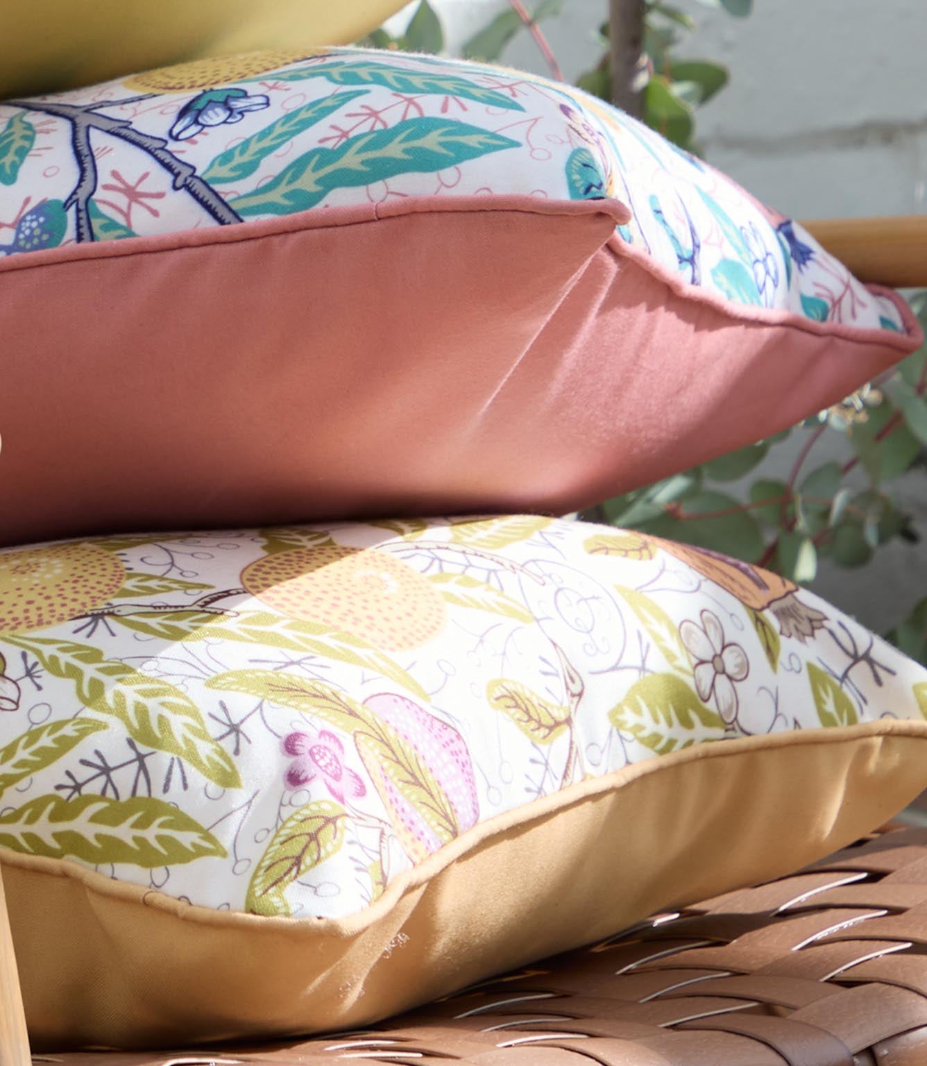 Fruits Lemon / Lime Piped Outdoor Cushion