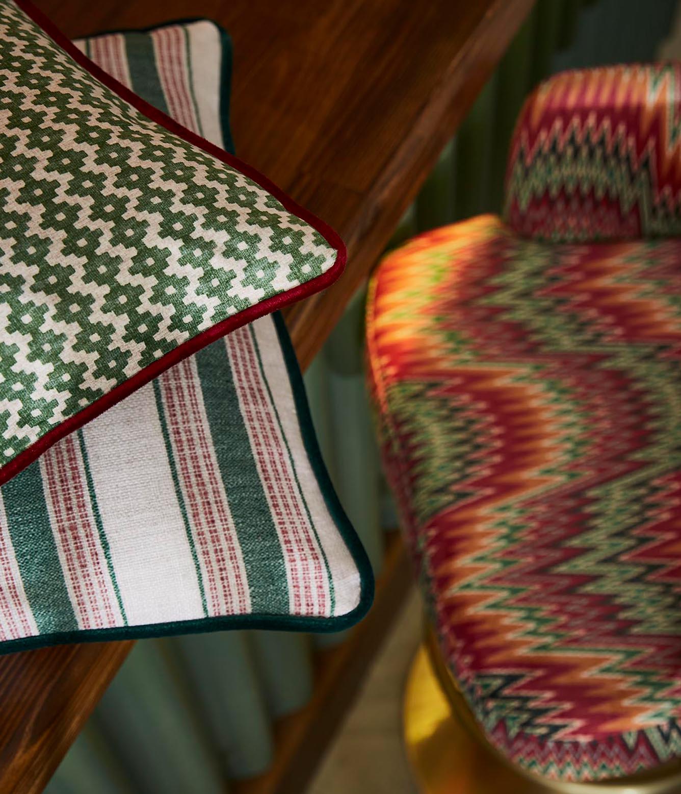 Puerto FR Fabric / Tourmaline