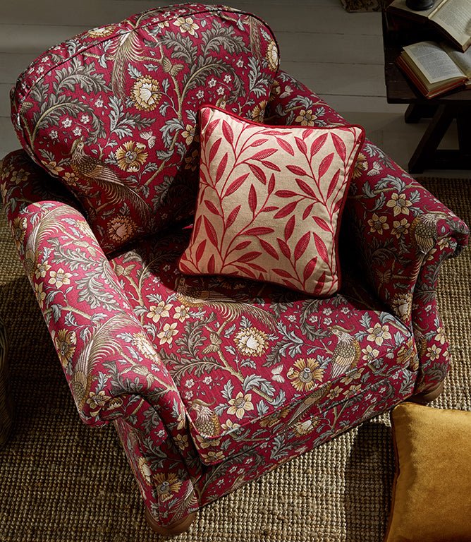 Oakmere Fabric / Carmine - Just Fabrics