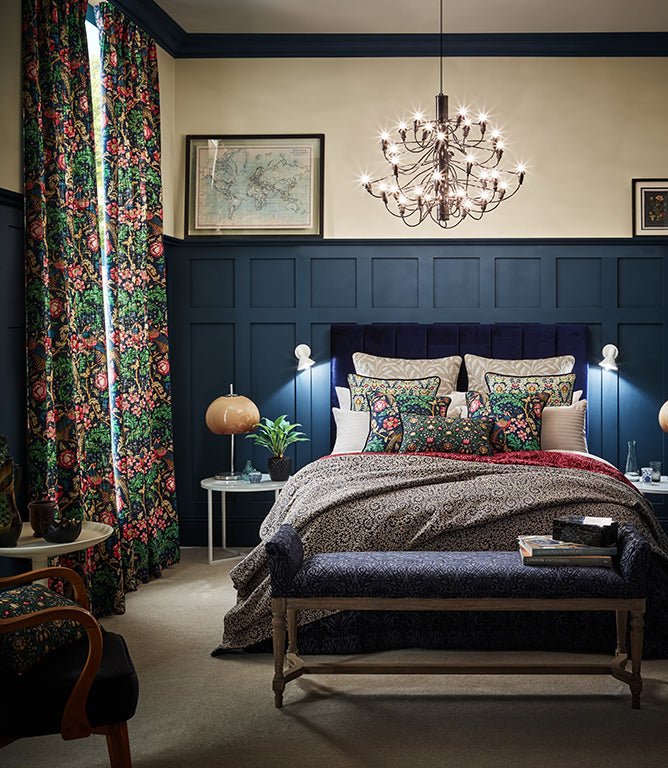 Oakmere Fabric / Indigo - Just Fabrics