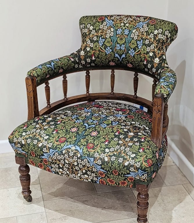 Blackthorn Tapestry Fabric / Forest - Just Fabrics