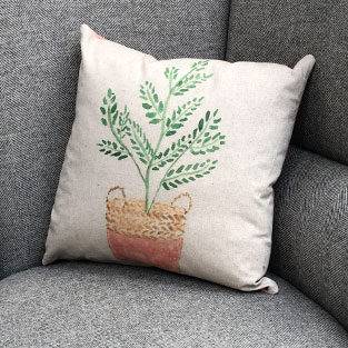 How to Make a Cushion Cover With a Cushion Panel