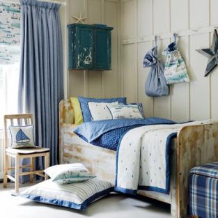 Blue and white fabric for a beach house look