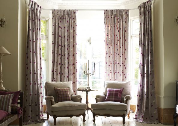 Choosing curtains - Just Fabrics