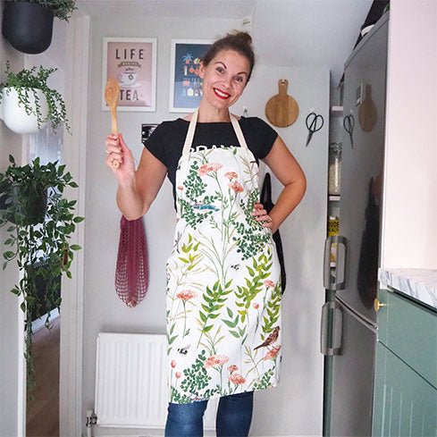 How To Make An Apron - Just Fabrics