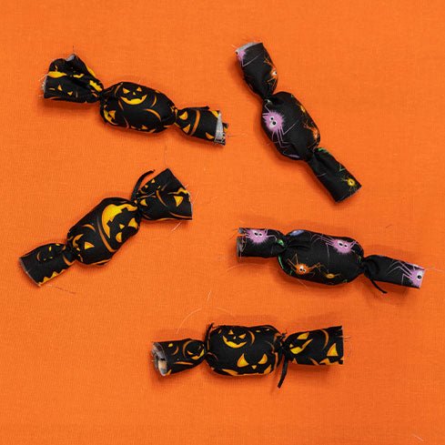 How To Make Hanging Halloween Decorations - Just Fabrics