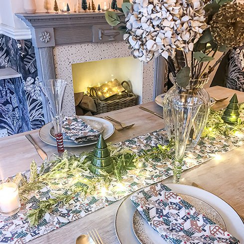 How To Make A Christmas Table Runner and Napkins - Just Fabrics