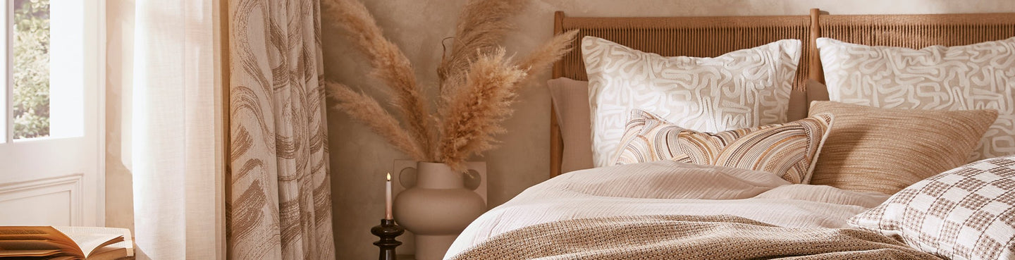 iLiv Elaris Collection