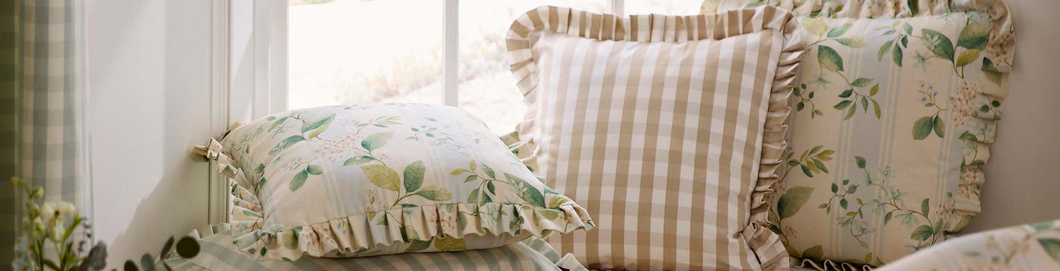 Cottagecore Fabric | Country Style Florals & Ginghams