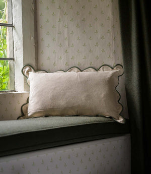 Scallop Cushion Moss