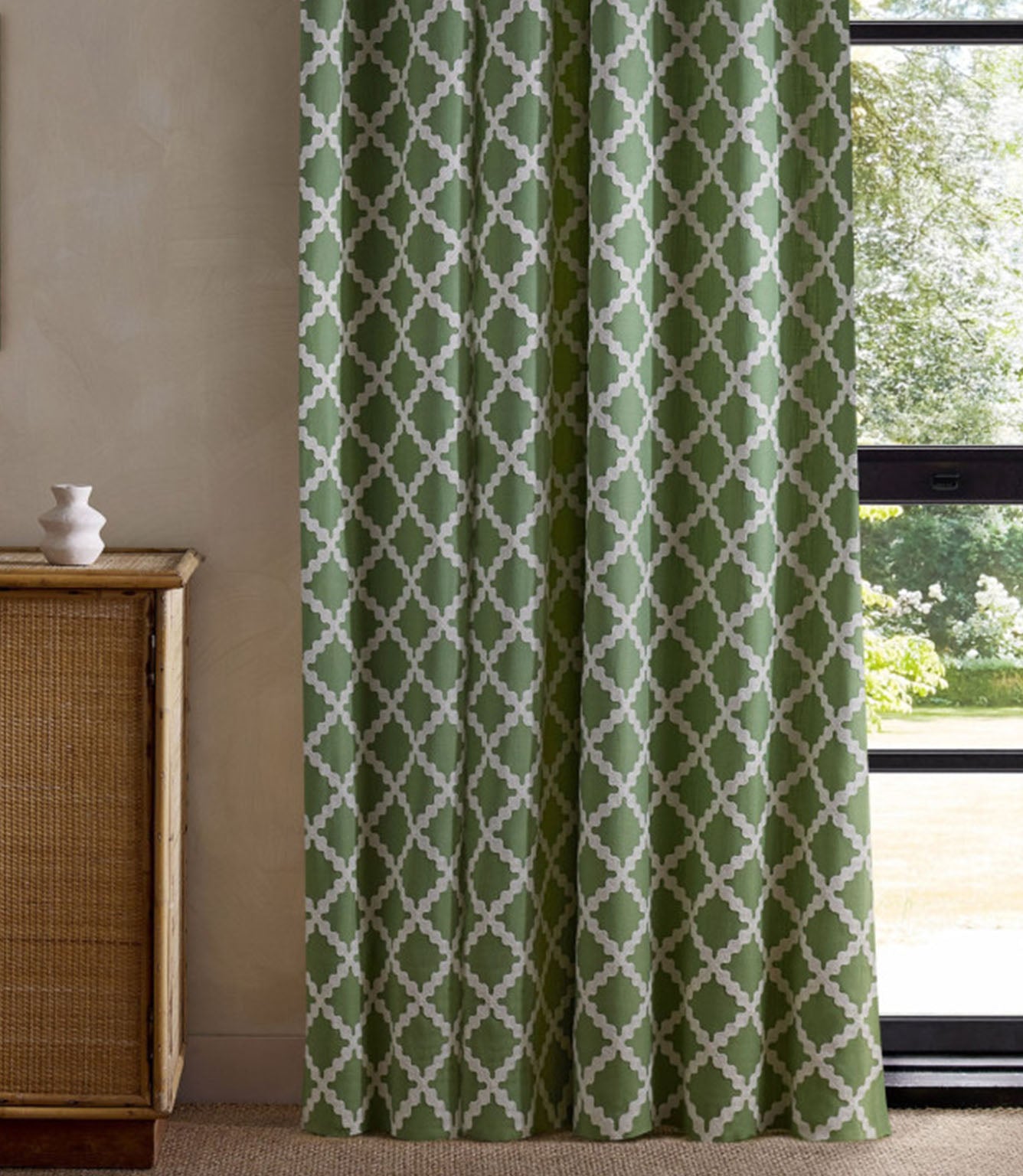 Swithland Embroidery Fabric / Pine