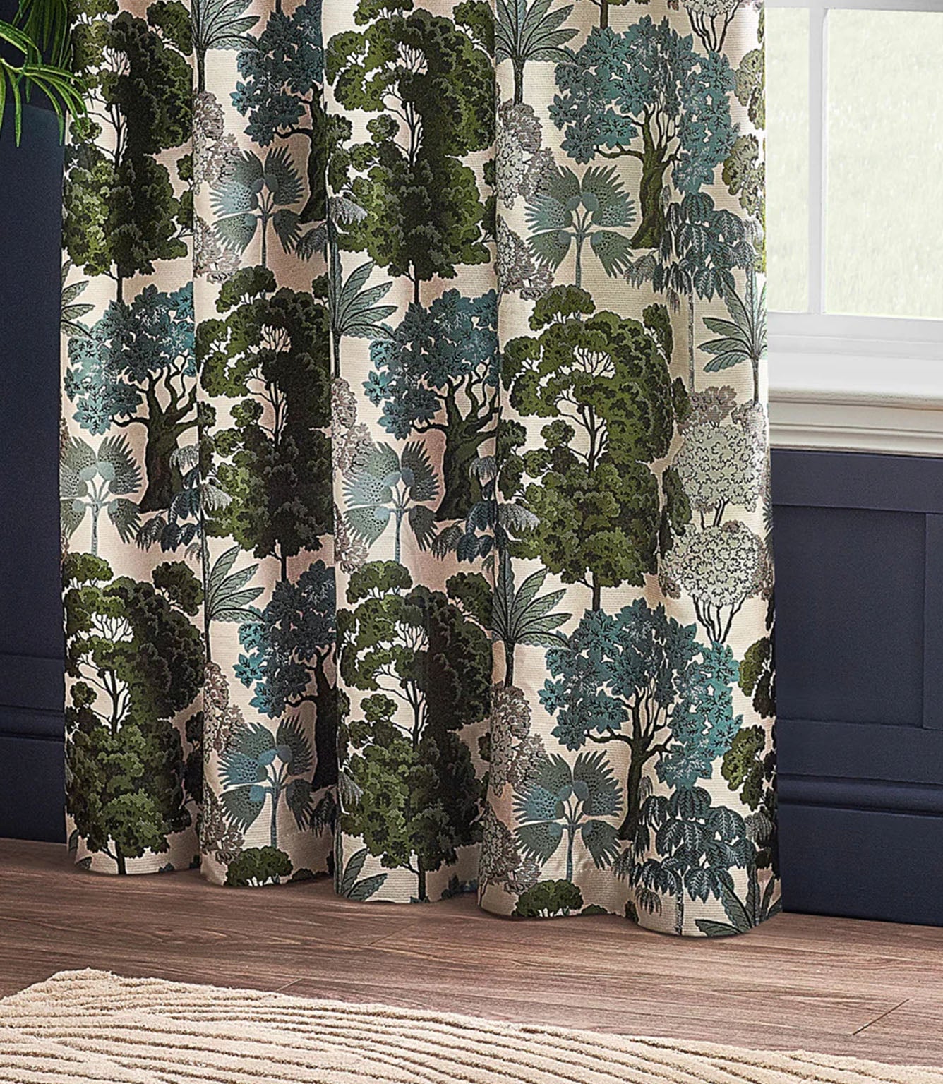 Woodlands Fabric / Green