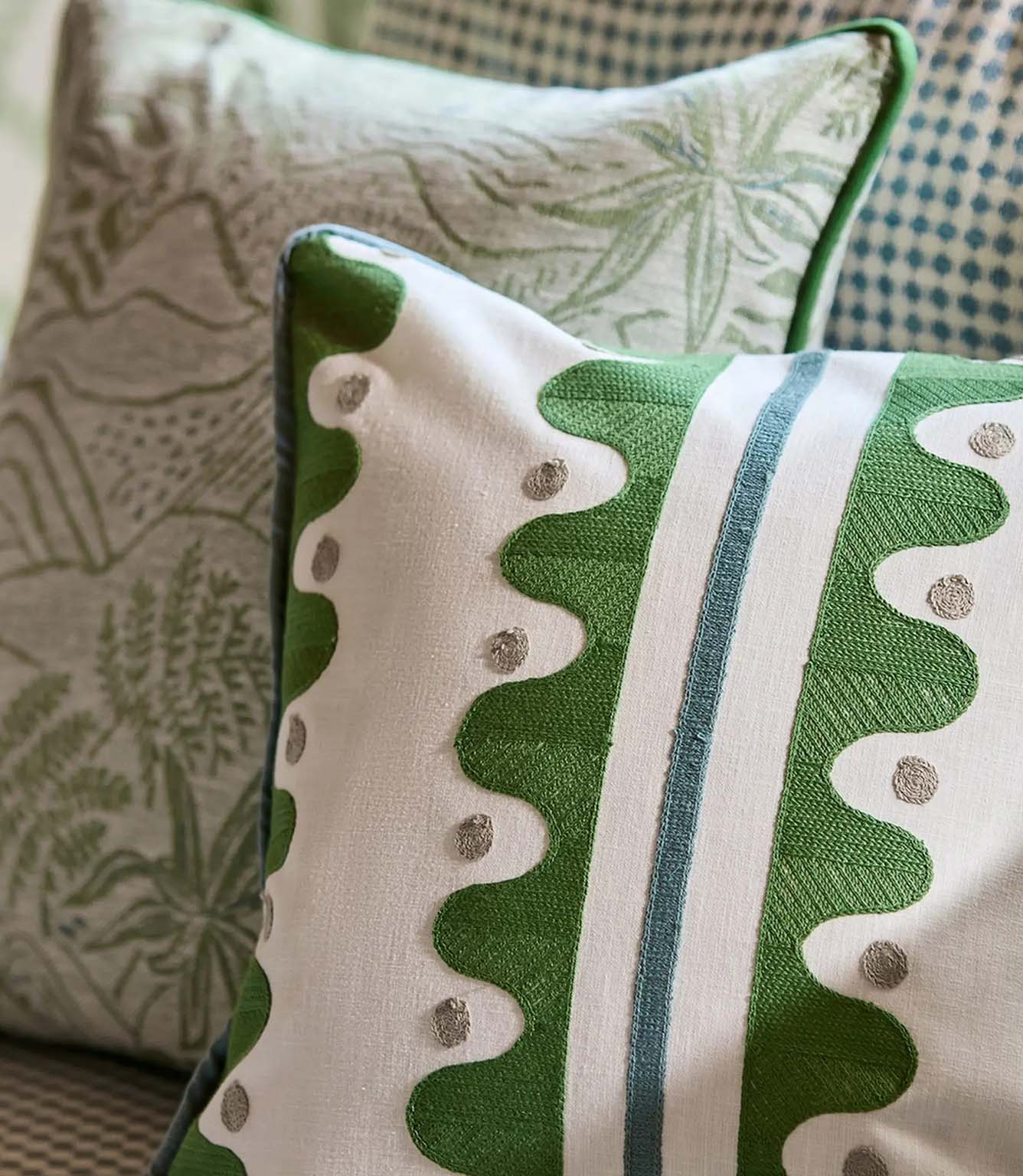 Oakham Embroidery Fabric / Forest