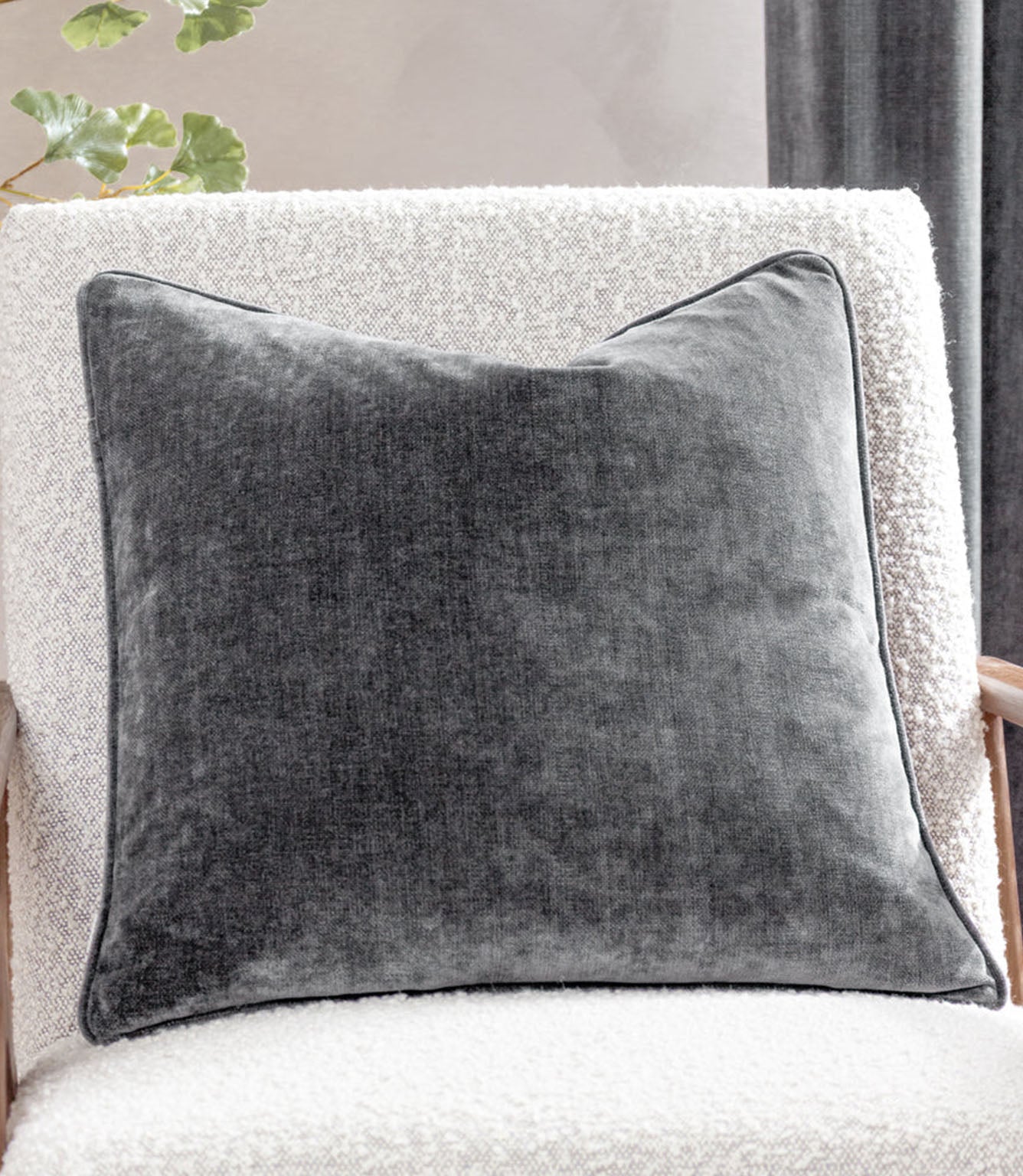 Heavy Chenille Fabric / Charcoal