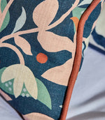 Dancing Daisies Print Fabric / Lilac