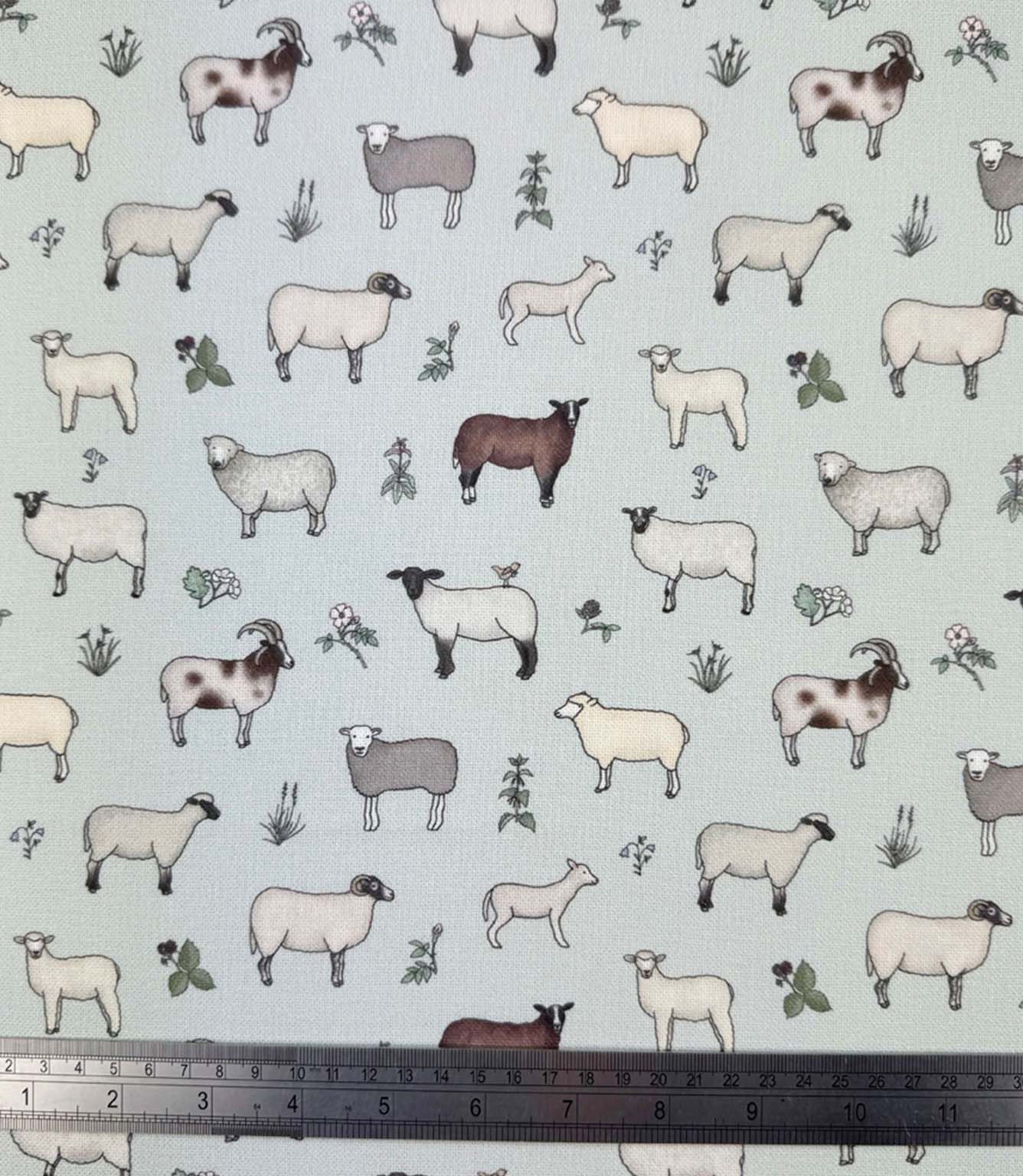 Wandering Wool Fabric / Eggshell