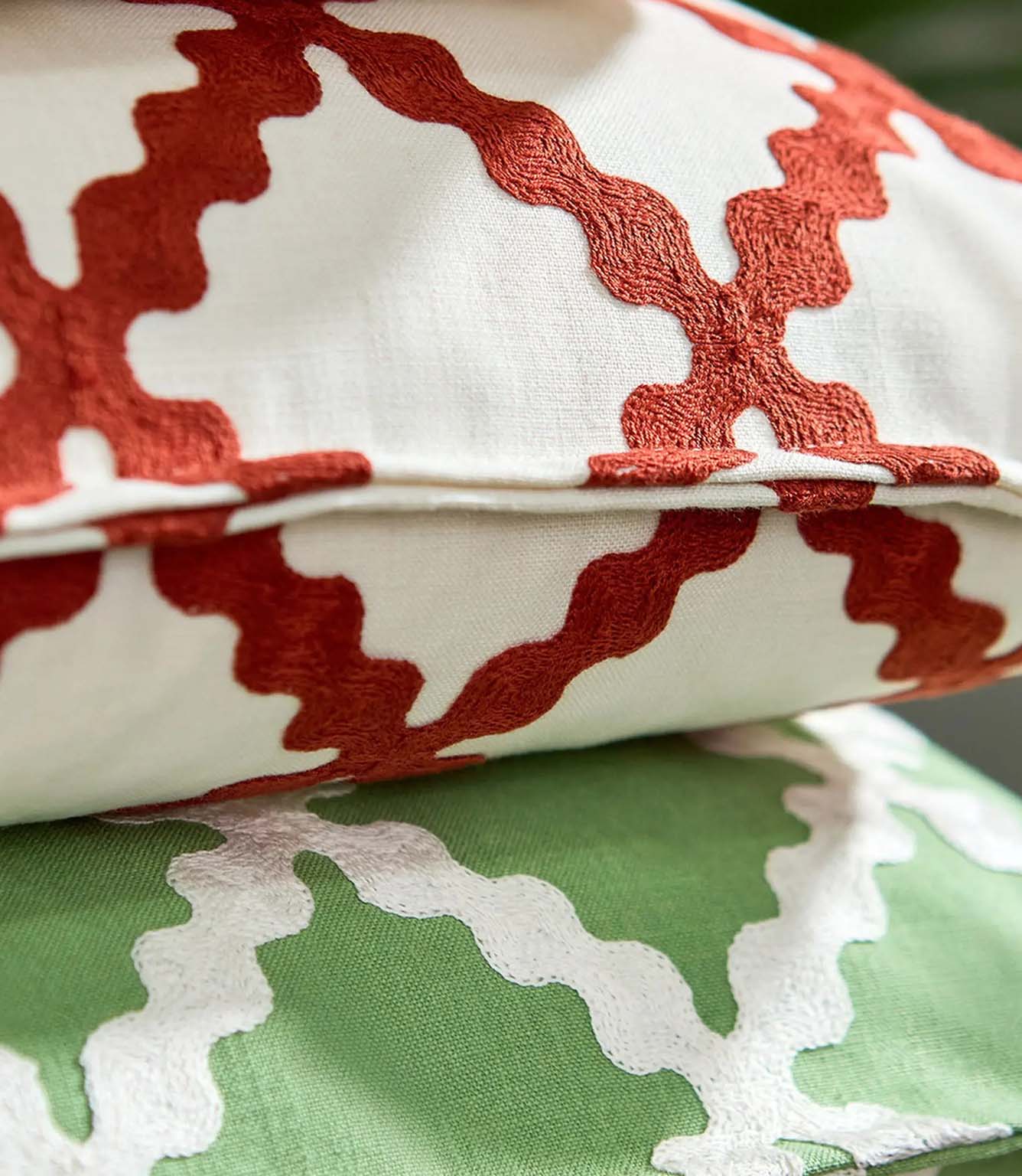 Swithland Embroidery Fabric / Ladybird Red