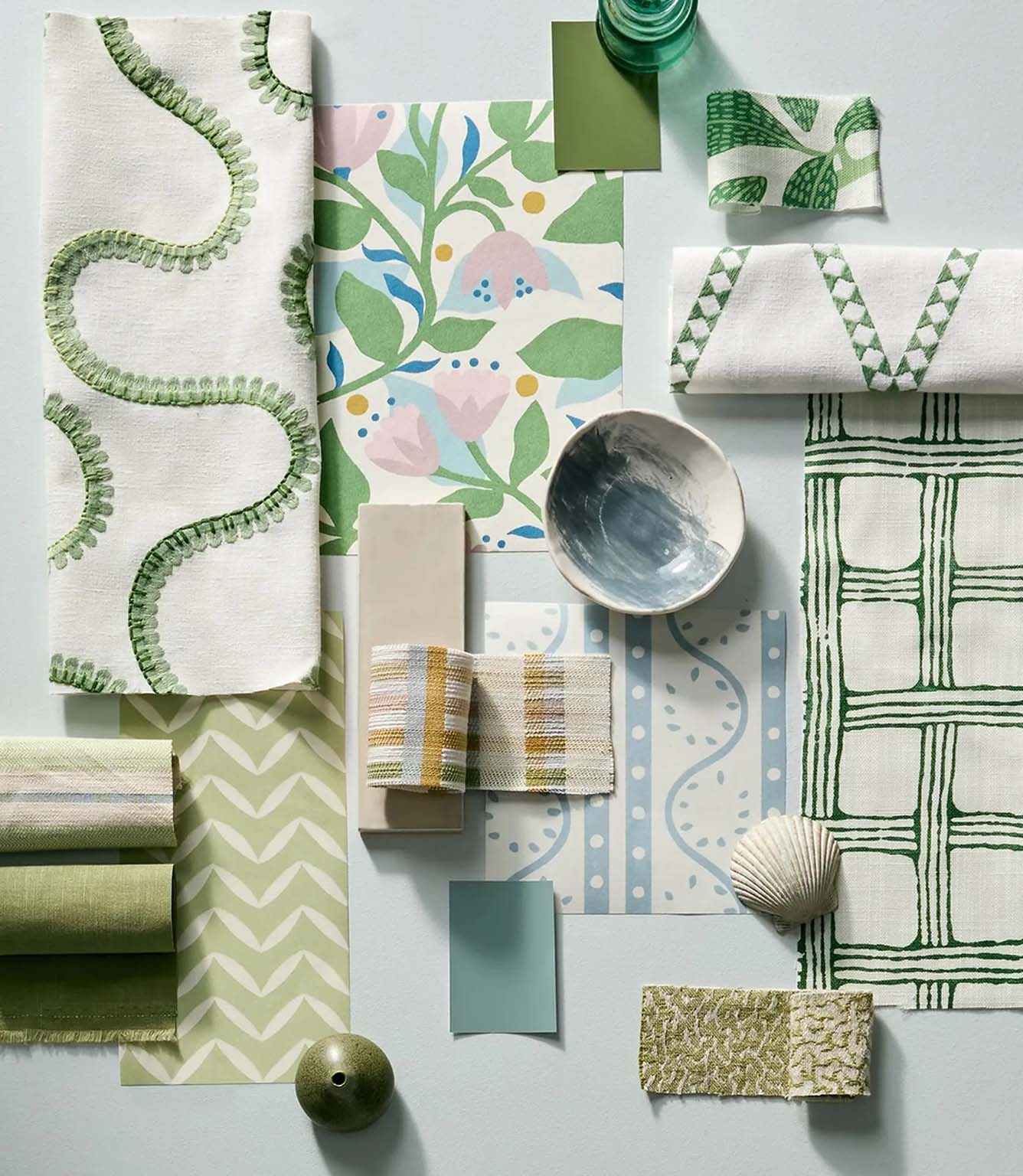 Sweet Bay Print Fabric / Forest