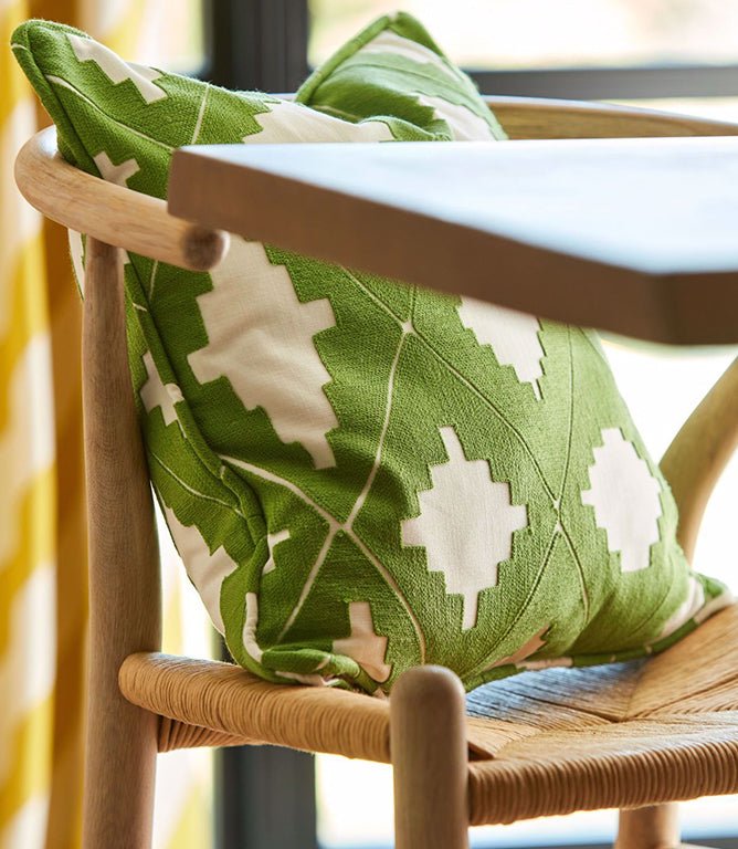 Garden Terrace Fabric / Peridot / Pearl - Just Fabrics