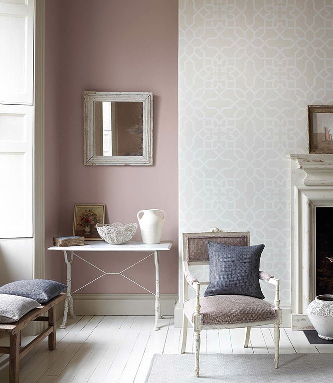 Linden Fabric / Wedgwood Ivory - Just Fabrics