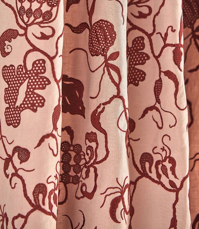 Mydsommer Pickings Fabric / Conch / Madder - Just Fabrics