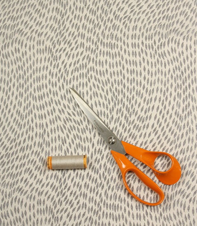 Saphira Fabric / Mist - Just Fabrics