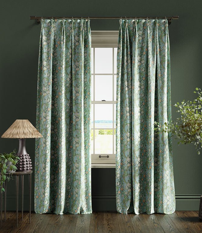 Golden Lily Fabric / Apple Blush - Just Fabrics