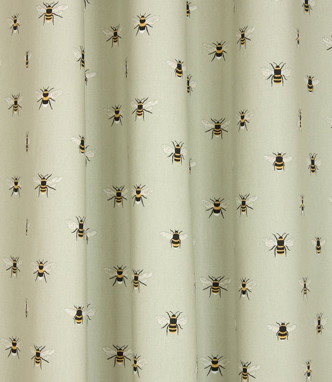 Bees Fabric / Pale Green - Just Fabrics