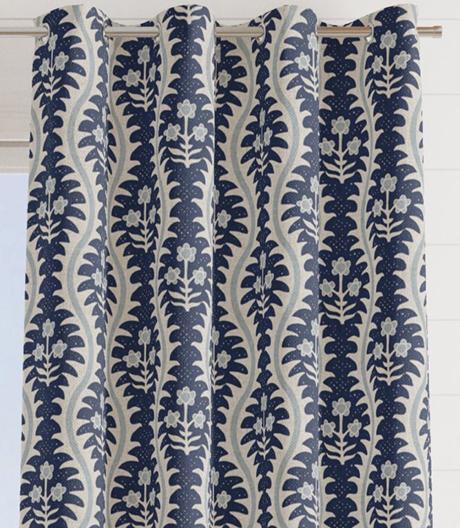 Elbury Vine Fabric / Indigo - Just Fabrics