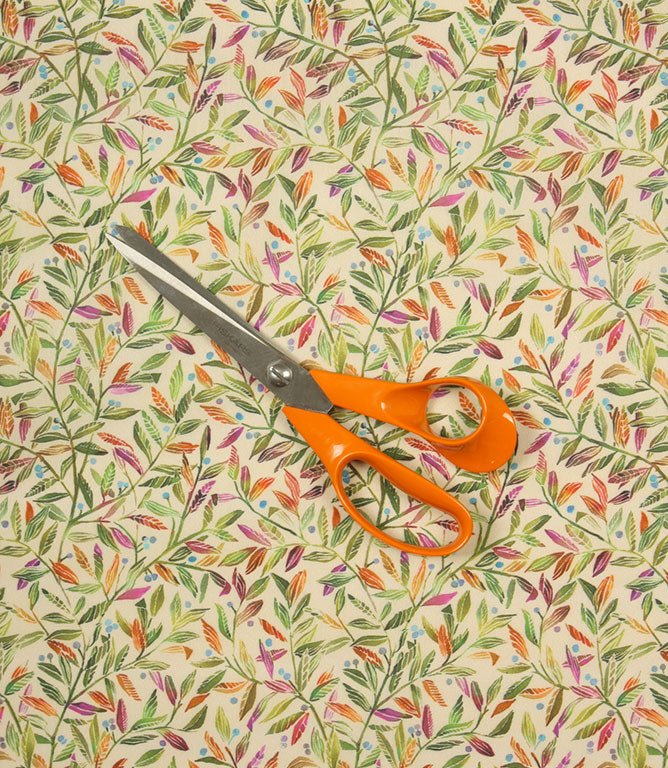 Torquay Lomond Fabric / Grapefruit - Just Fabrics