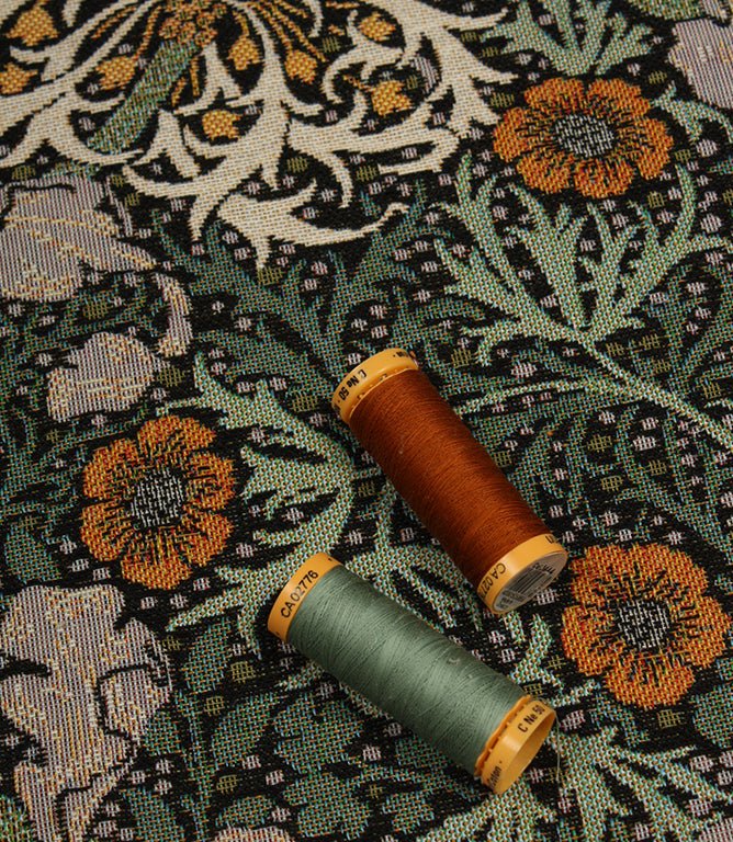 Seaweed Tapestry Fabric / Allium - Just Fabrics