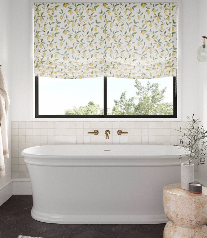 Lemon Tree Fabric / Lemon / Bayleaf - Just Fabrics