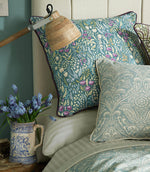 Traditional - Kelmscott