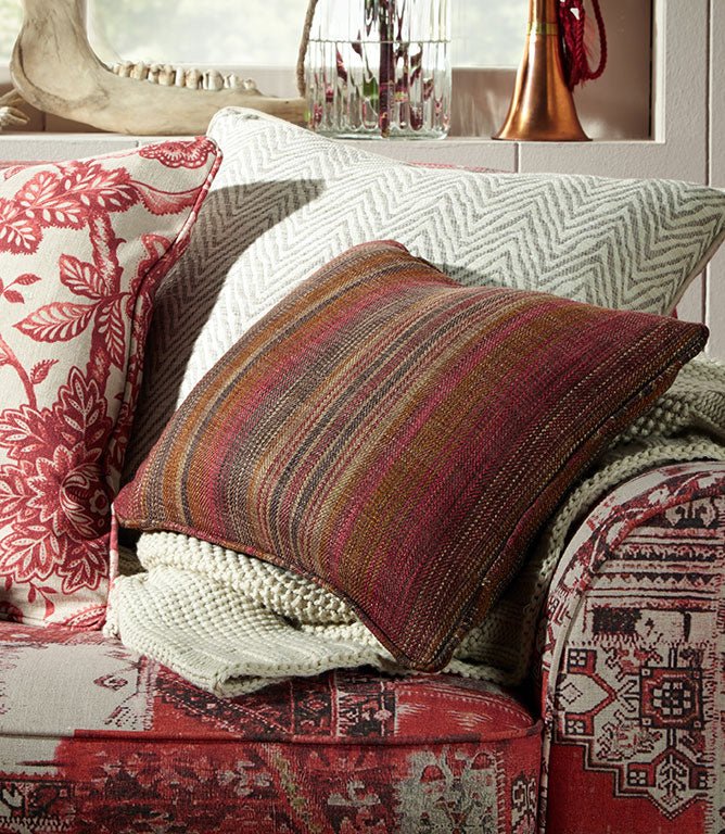 Maya Fabric / Chilli - Just Fabrics