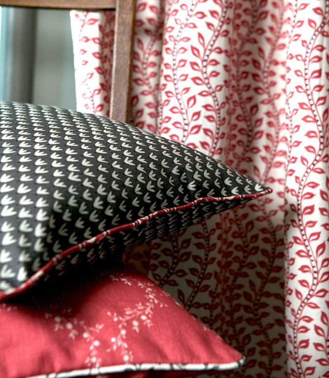 Lymington Fabric / Raspberry - Just Fabrics