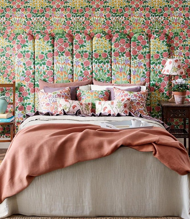 Hyacinth Fabric / Cosmo Pink - Just Fabrics