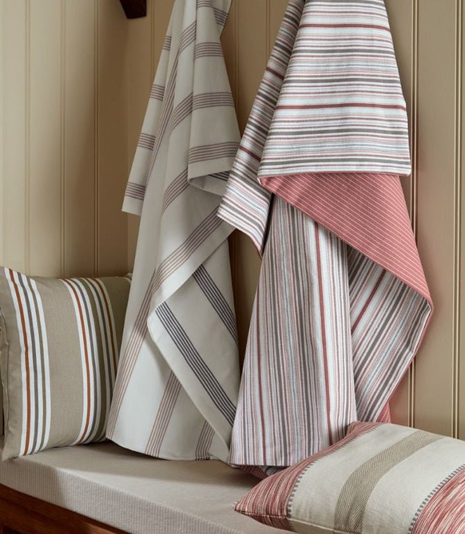 Portland Fabric / Raspberry - Just Fabrics