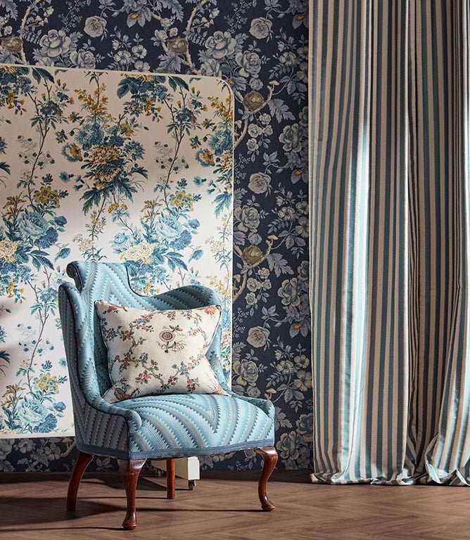 Lakeland Paradis Fabric / Carmine - Just Fabrics