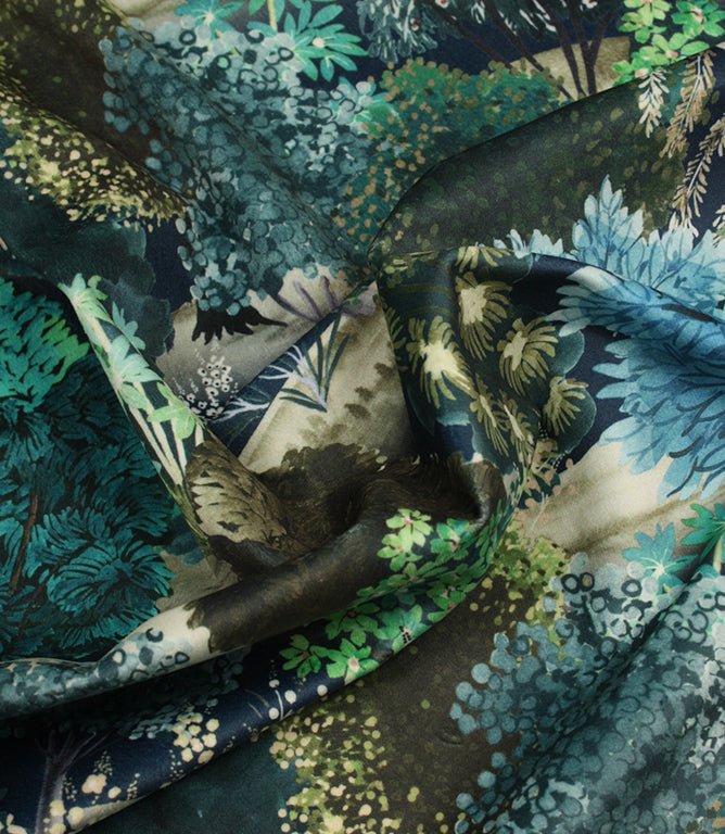 Woodvale Velvet Fabric / Navy - Just Fabrics