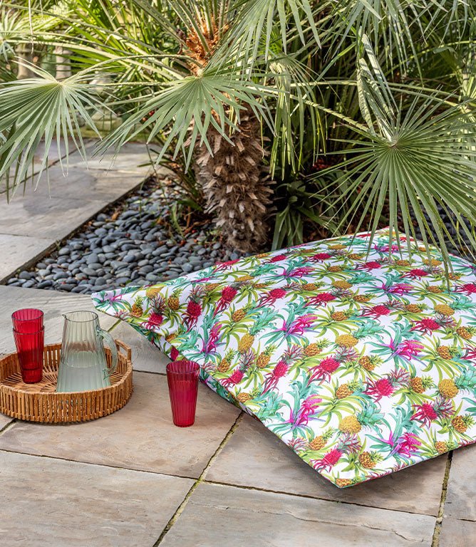 Pineapple Outdoor Fabric / Blanc - Just Fabrics
