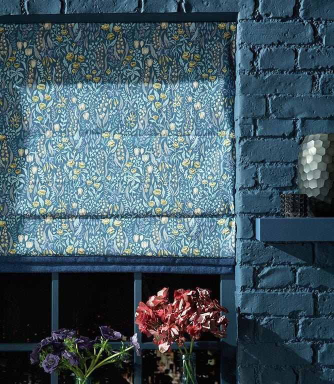 Kelmscott Fabric / Prussian - Just Fabrics