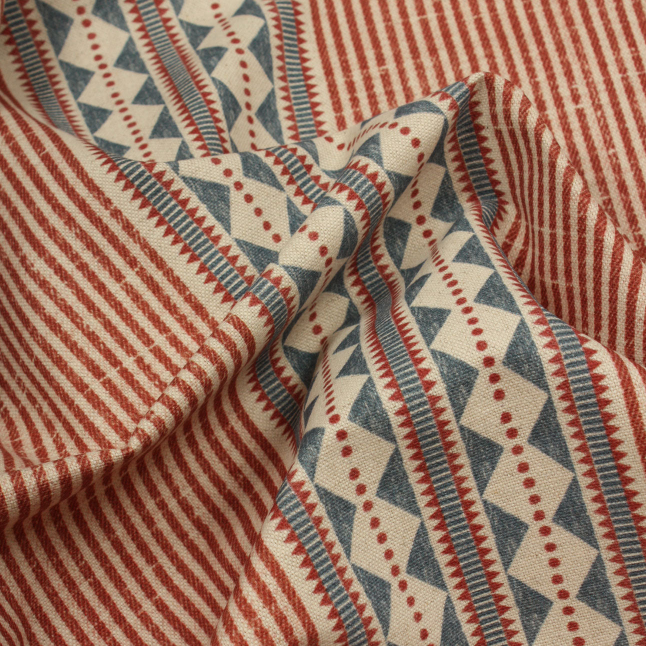 Arlo Stripe Fabric / Rouge