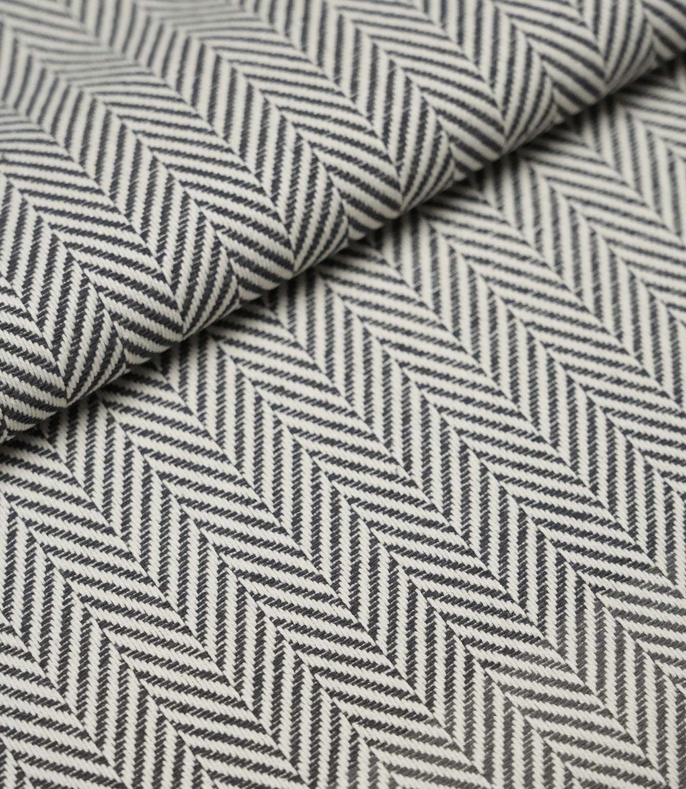 Bampton Fabric /  Grey