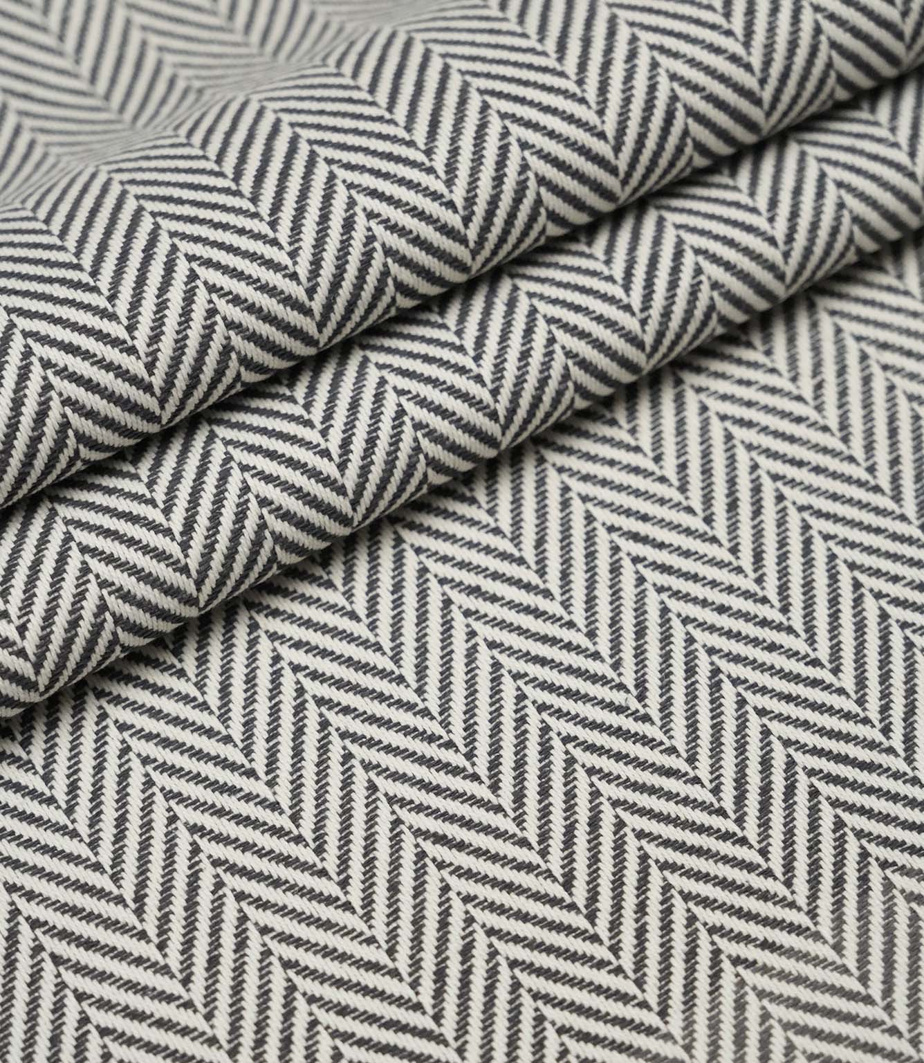 Bampton Fabric /  Grey