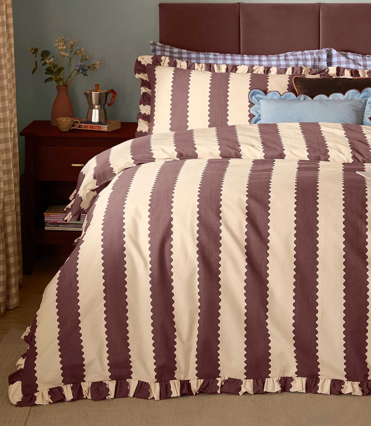 Birdie Stripe Ruffle Duvet Cover Set Buttermilk/Chocolate