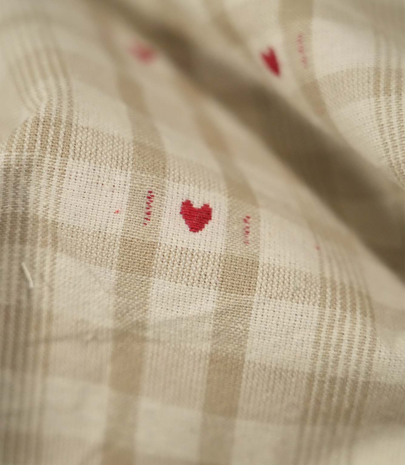 Cotswold Heart Check Fabric / Beige / Red
