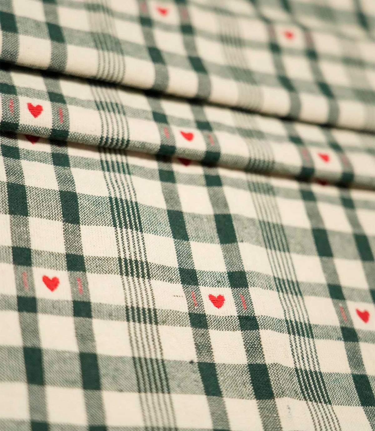 Cotswold Heart Check Fabric / Green / Red