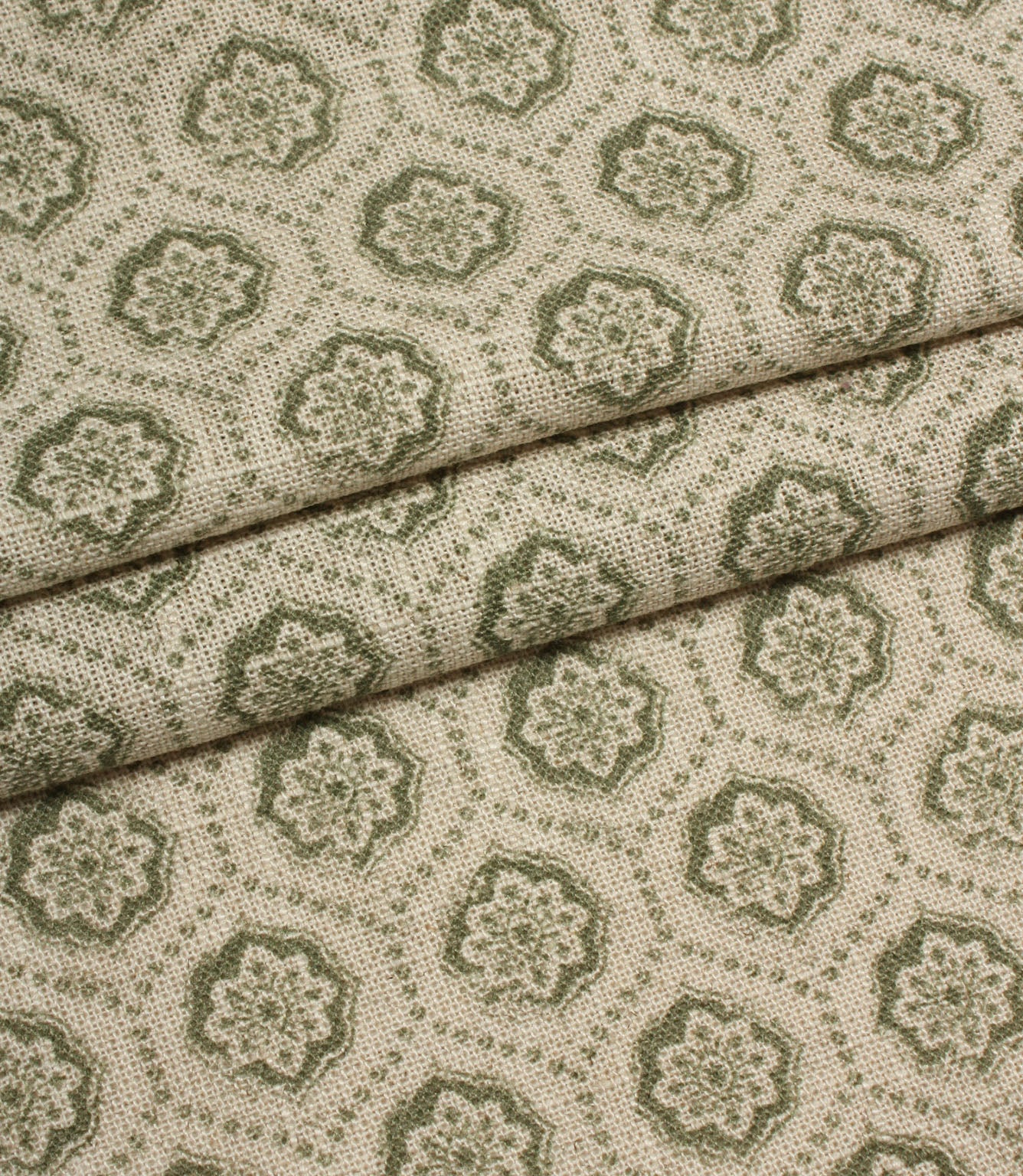 Cotswold Clover Fabric / Olive Green