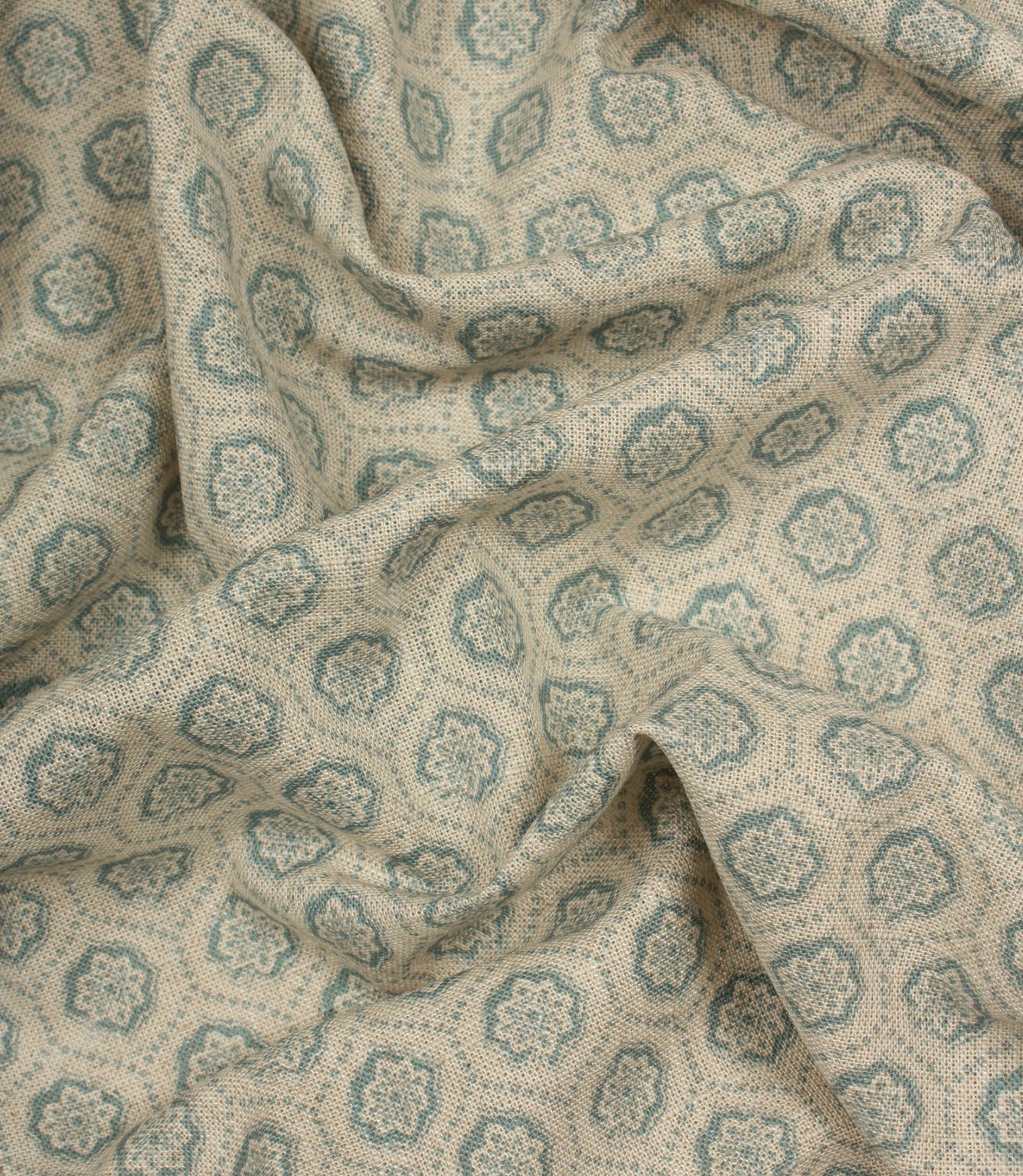Cotswold Clover Fabric / Steel Blue
