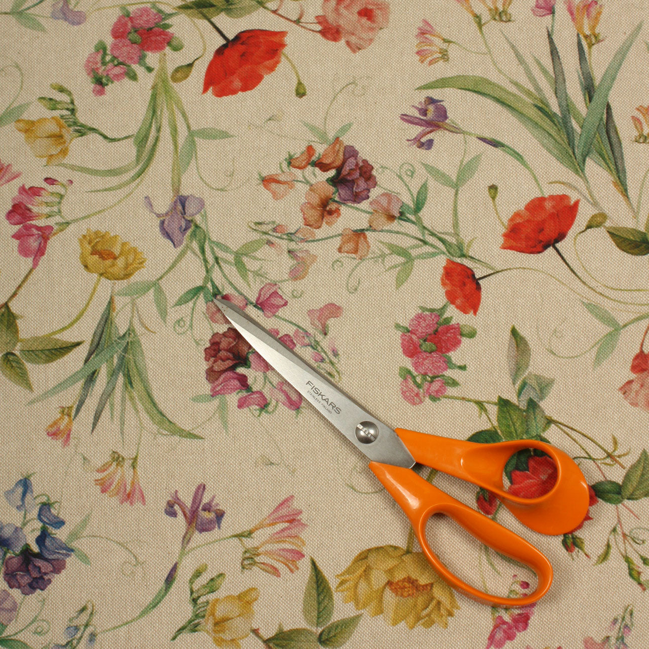 Country Meadow Fabric / Multi